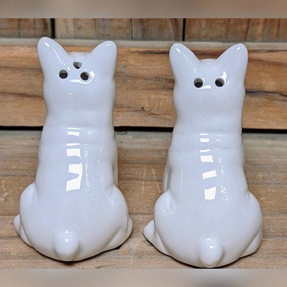 Unknown Dining Vtg White French Bulldogs Salt Pepper Shakers Poshmark